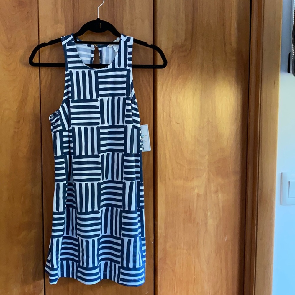 Women’s dress